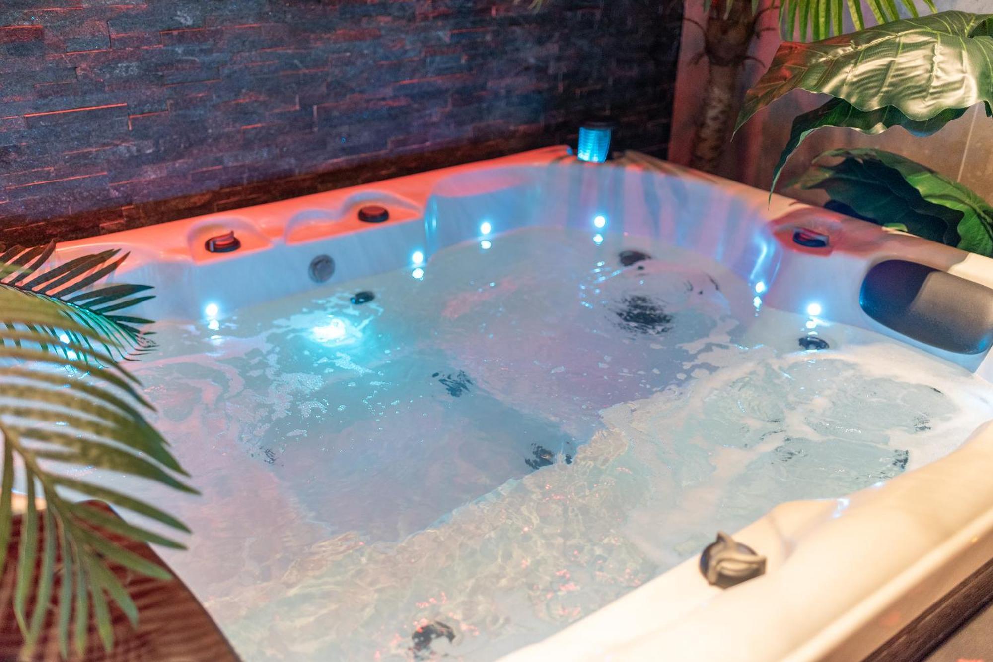 L'Insolite, Spa Privatif Toulouse Exterior photo